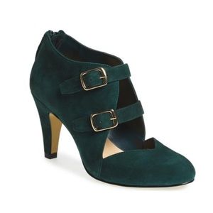 Bella Vita ‘Niko’ Double Buckle Pump
